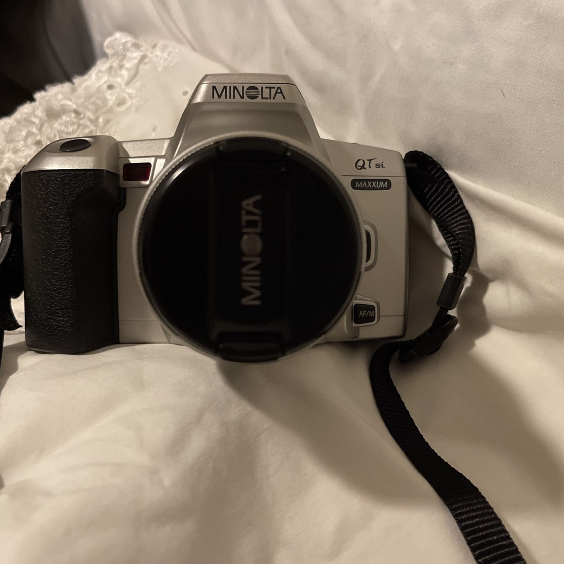 Camera Minolta Maxxium QTsi