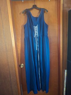 Costume dress