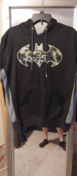 Women's Batman pullover hoodie