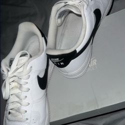 Air Force 1 Black White 11.5 