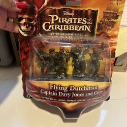 Disney Pirates Of The Caribbean Flying Dutchman Captain Davy Jones & Crew