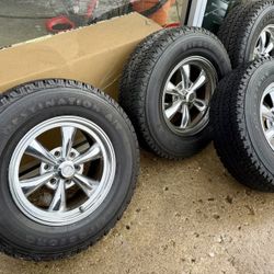 GM 6 Lug Wheels Firestone Destination New Tires LIKE NEW 265/70/17