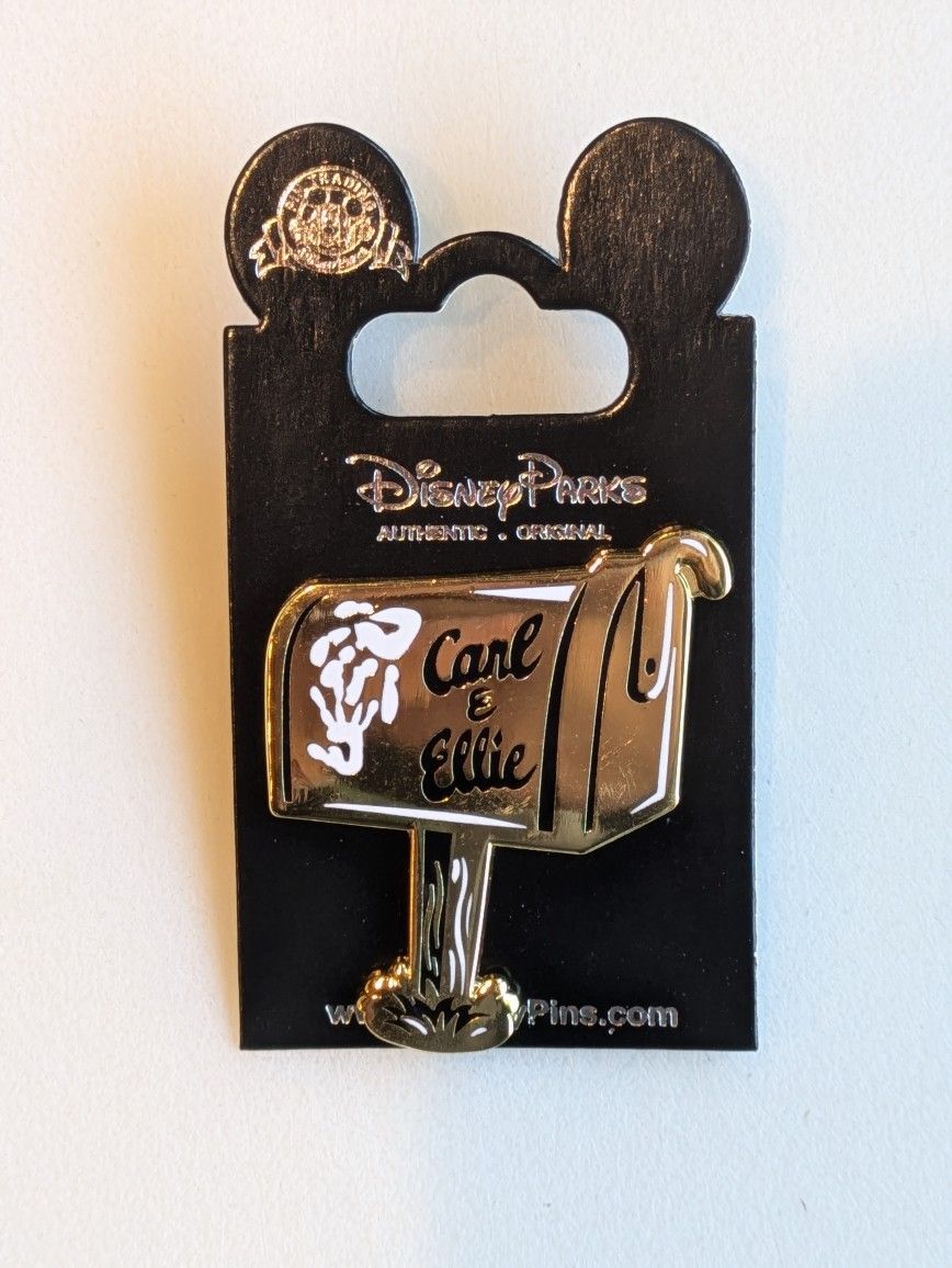 Carl And Ellie Disney Trading Pin From The Movie "Up"