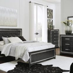 [SPECIAL] Kaydell Black LED Panel Bedroom Set

