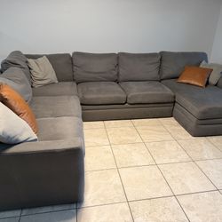 Sectional Sofa 