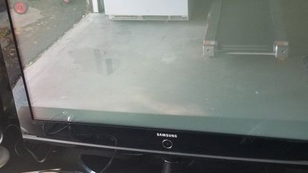 Samsung Plasma TV 52 Inches