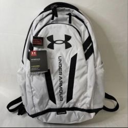 Under armour hustle 5.0 White/black Backpack NWTS