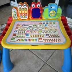 VTech Touch and Learn Activity Desk Deluxe