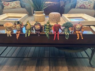 Vintage Vegetable shelf sitters