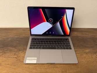 MacBook Pro 13 Inch **2017 Model Only $299