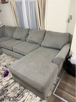 Gray Fabric Sectional couch with Chaise