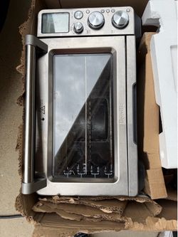 Free — Breville Smart Oven Air Fryer Pro (BOV900)