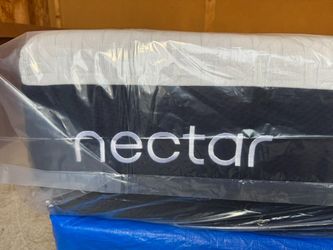 Like New! Nectar Classic Queen Mattress- Delivery Available