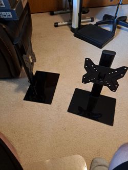 Monitor / TV Stand