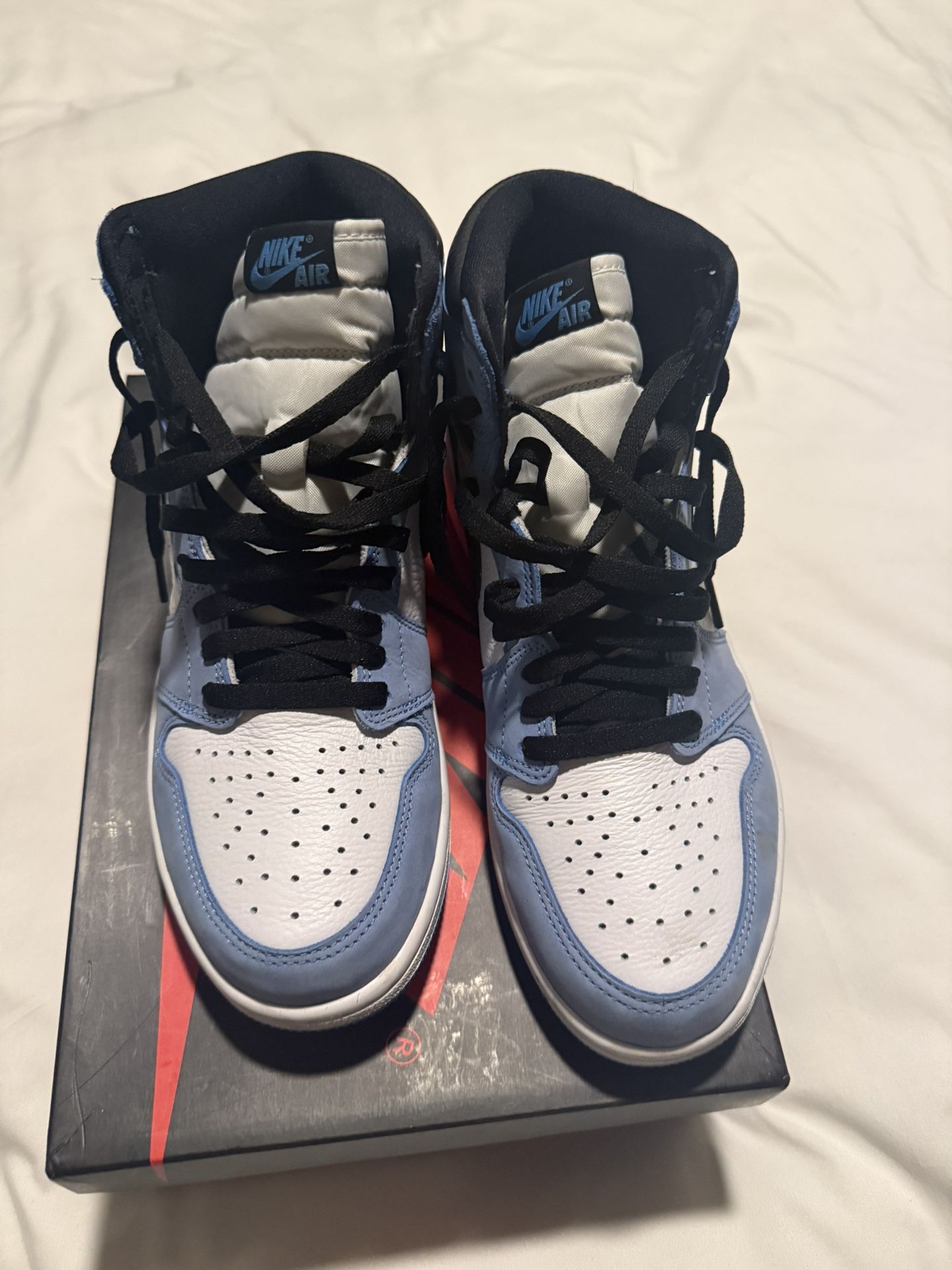 Jordan 1 Blue University