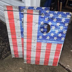 Patriotic Corn Hole Game With New Bags 
