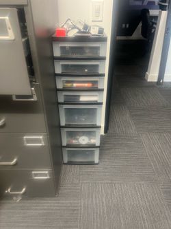 Plastic container