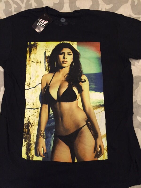 Two in the shirt brand new L