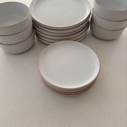 Gibson dinnerware set