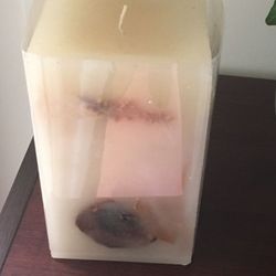 Floral Candle With Dried Flowers 