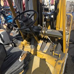 Forklift Toyota $800