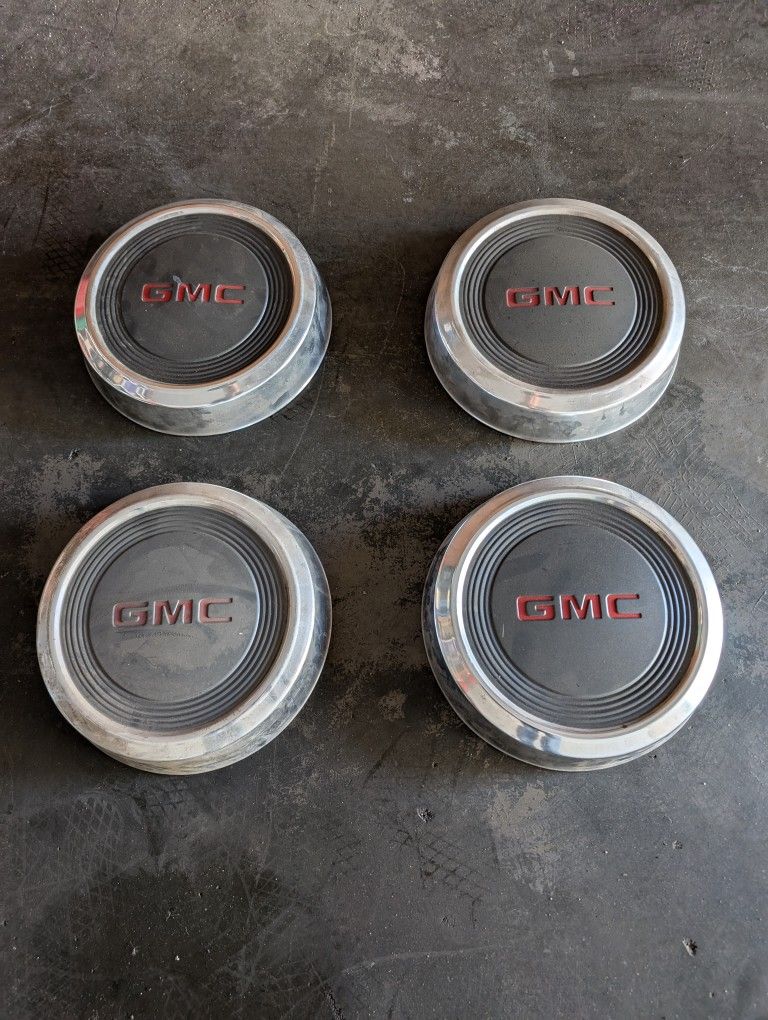 GMC Dog dish Hubcaps