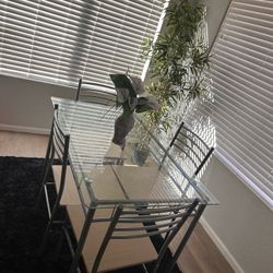 Small Dining Table 