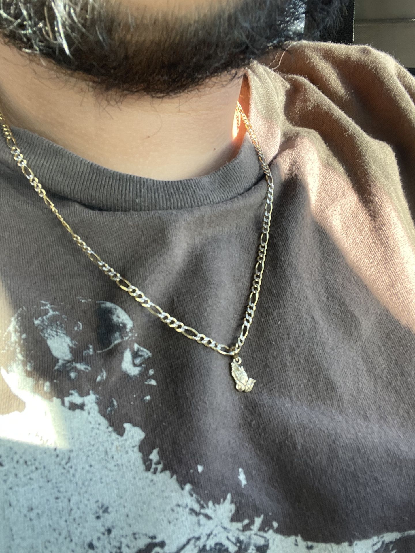 10k gold chain 9 grams 24inches