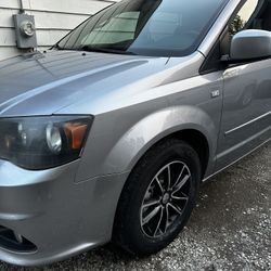 2014 Dodge Grand Caravan
