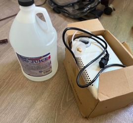 500W LED Fog Machine with Wireless Remote - Barely Used & Juice