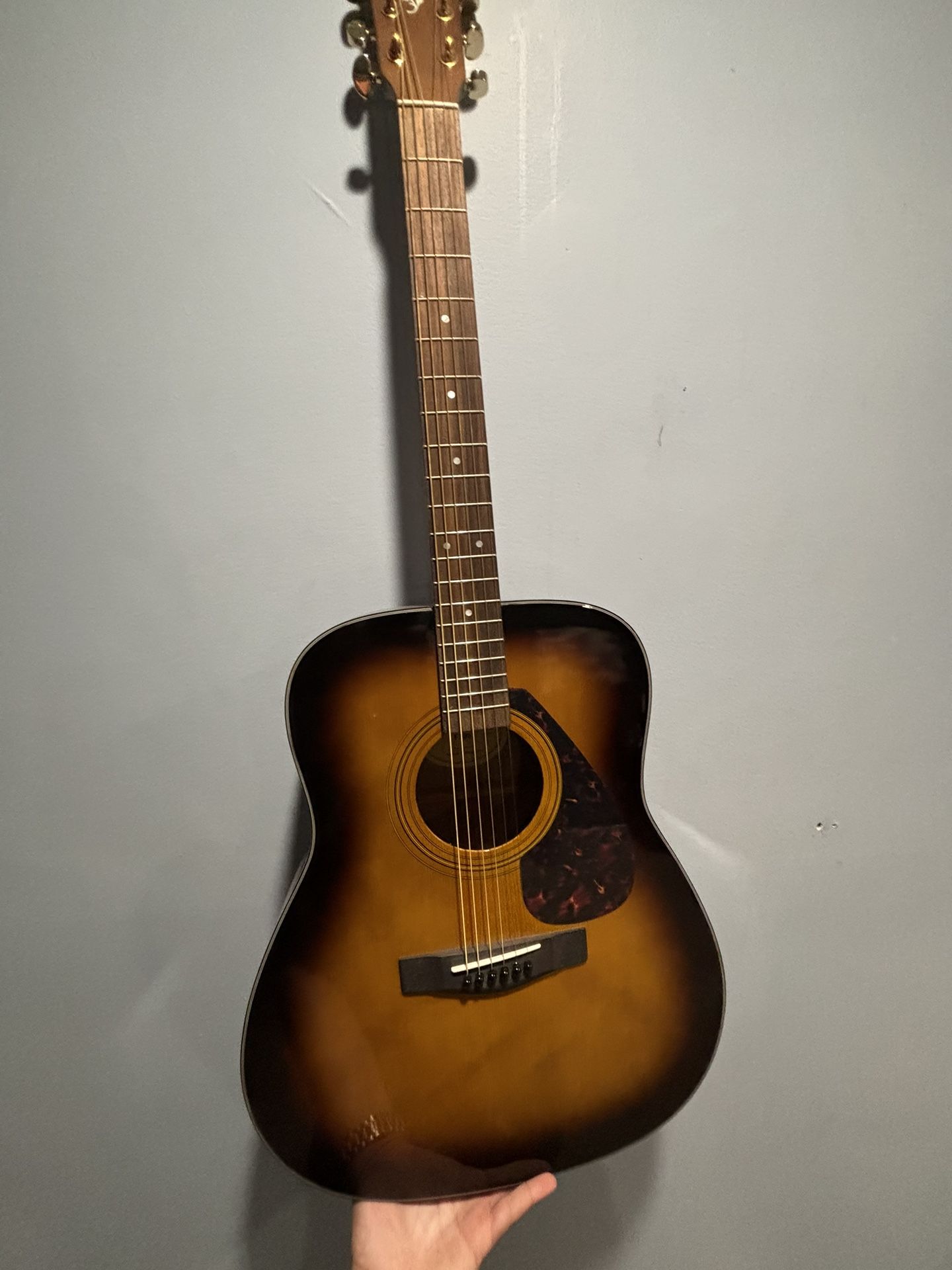 Yamaha Guitar