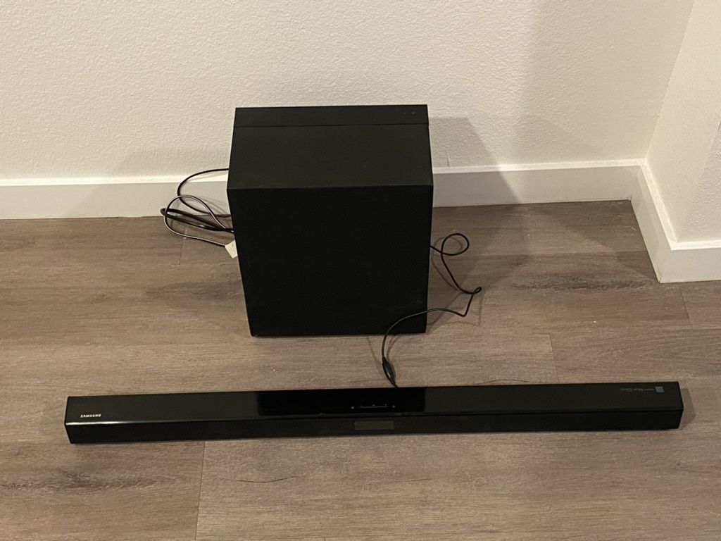 Samsung Soundbar & Subwoofer