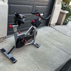 Indoor Cycling Bike 