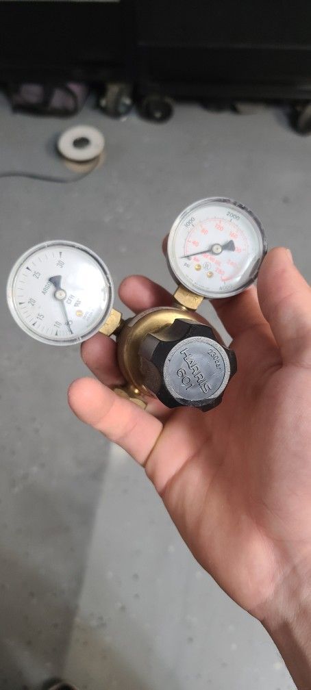 Harris Argon Regulator