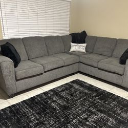 Greta Grey 2 Piece Sectional 