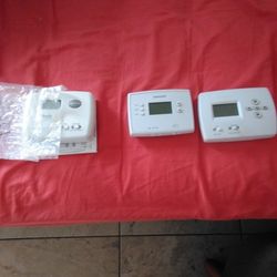 Programmable Thermostats Wall Mounts