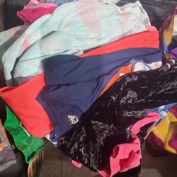 girls size 5/6,6 & 6x lot of clothes
