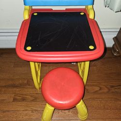 kids art desk/easel
