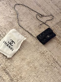 Chanel woman’s purse