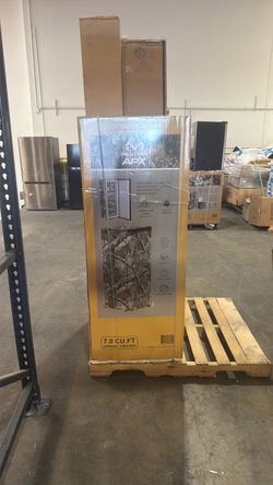 Realtree APX 7.0 Cu. Ft. Upright Freezer