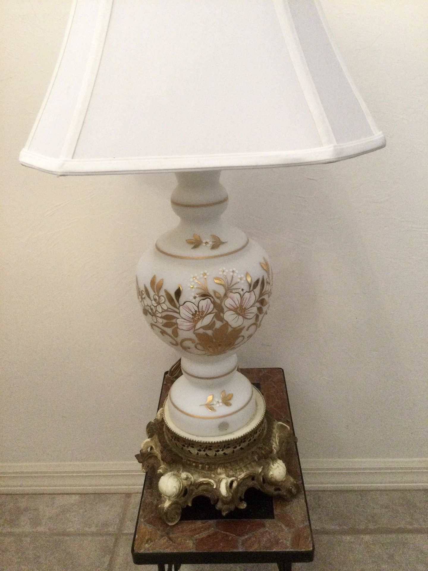 Vtg 1950’s German Lamp Gold Leaf On White Porcelain