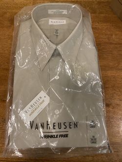 Wrinkle free formal shirt, grey, size 16- 34/35. NWT