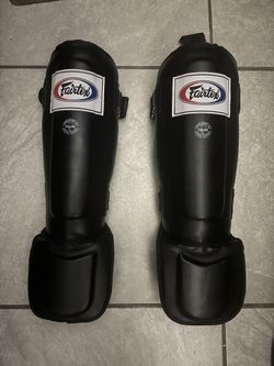 Fairtex SP3 Pro Style Muay Thai Shin Pads