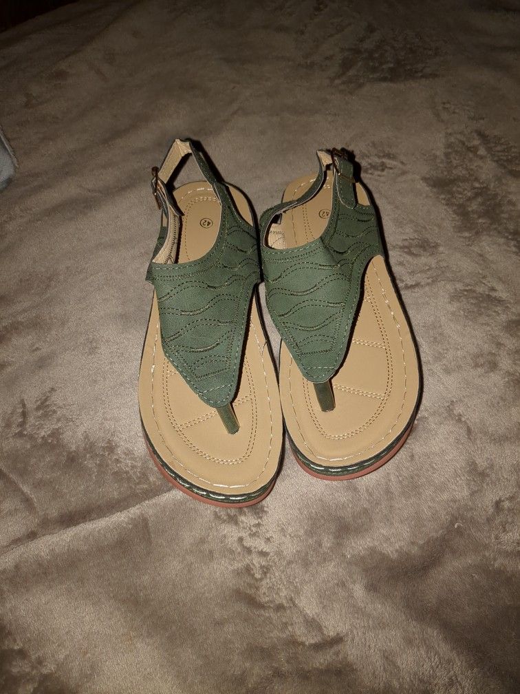 Thong Style Greenish Slingback Sandal.Serious Inquiries