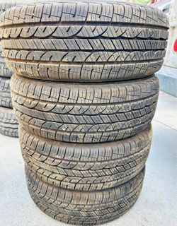 225/60/16 falken vendo un set de llantas usadas excelente condiciones de vida las 4 ✅🤩I am selling a set of used tires, all 4 in excellent living con