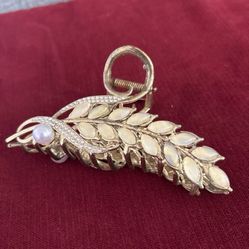 Used Leave Pattern with Rhinestone Diamanté Hair Clip-4 1/2”