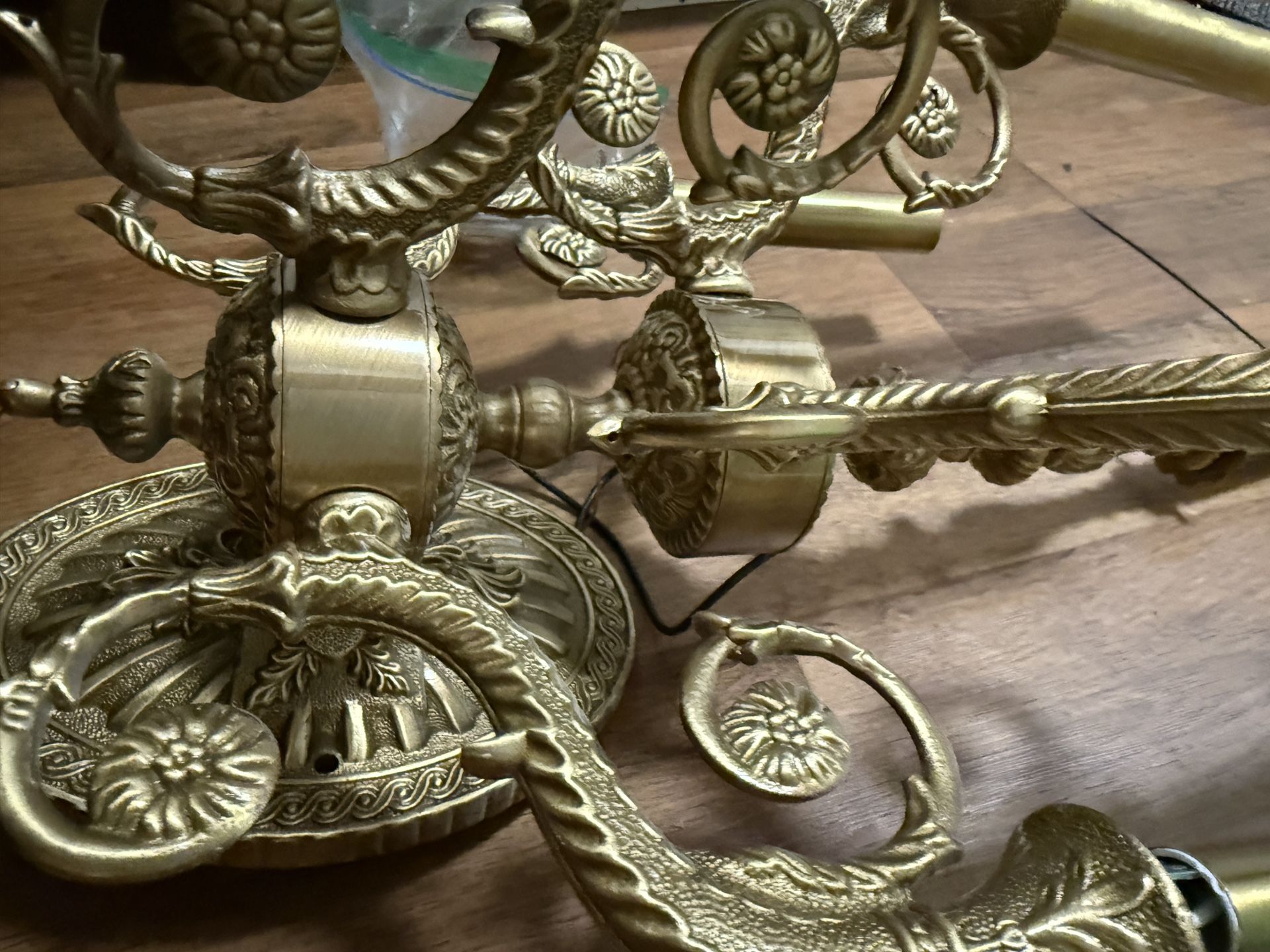Brass Wall Lights (heavy)