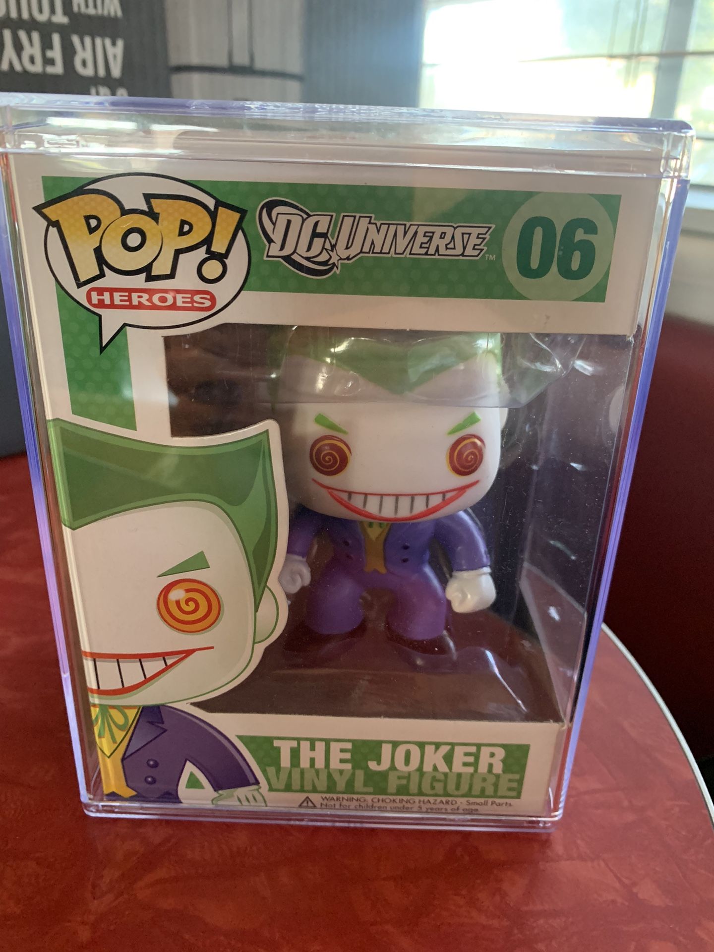 Joker Funko Pop DC Universe