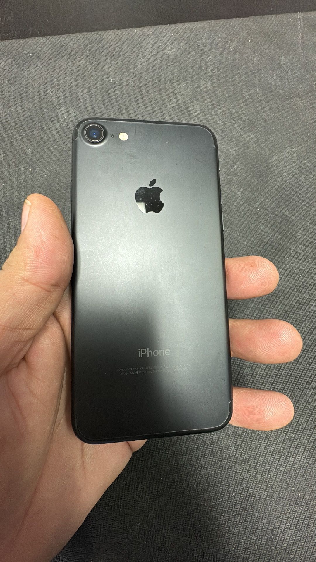 Apple, iPhone 7 32 GB AT&T  or cricket wireless only