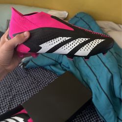 Adidas Predator Accuracy +